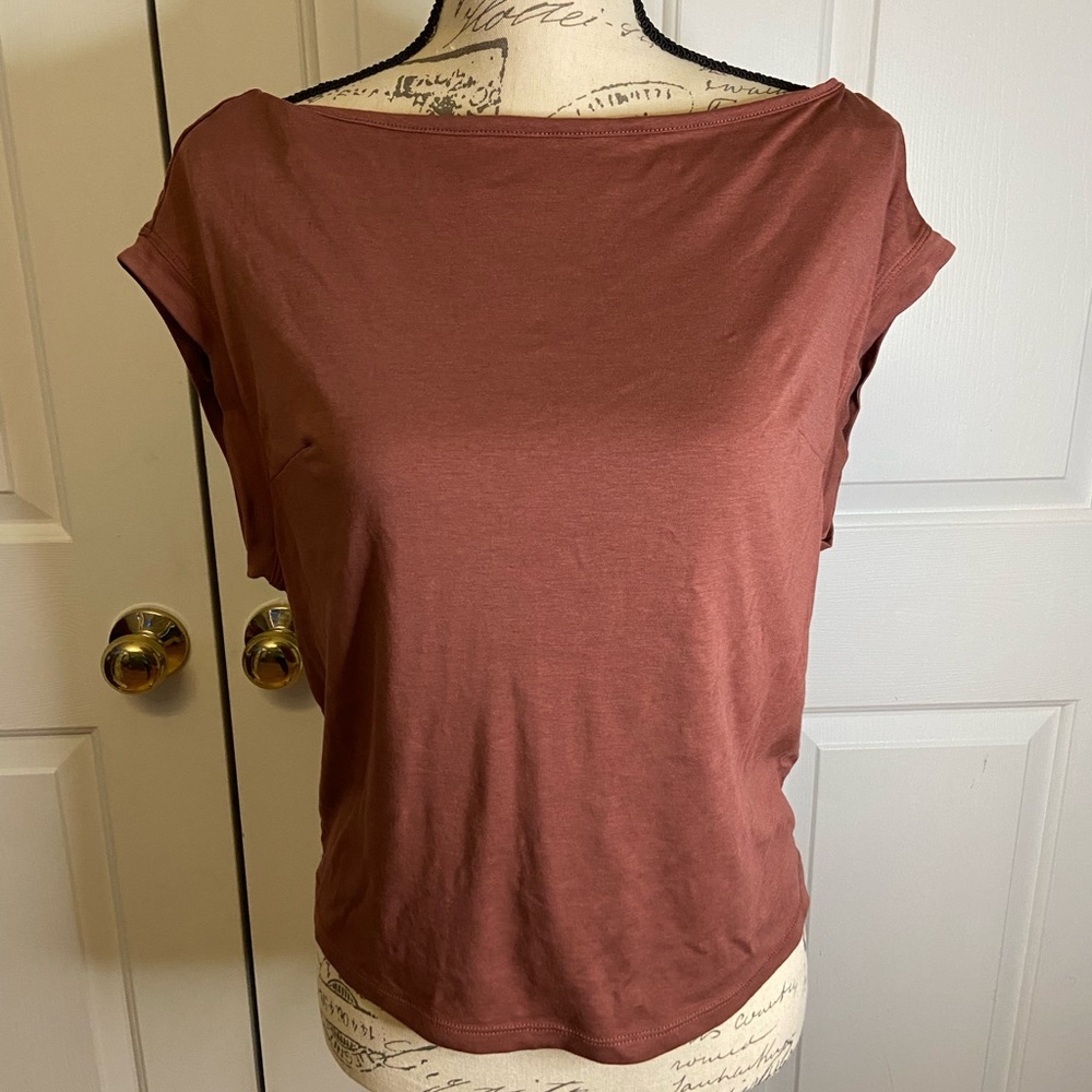 Anthropologie cotton blend boatneck muscle tee. Dark dusty pink. Sz small